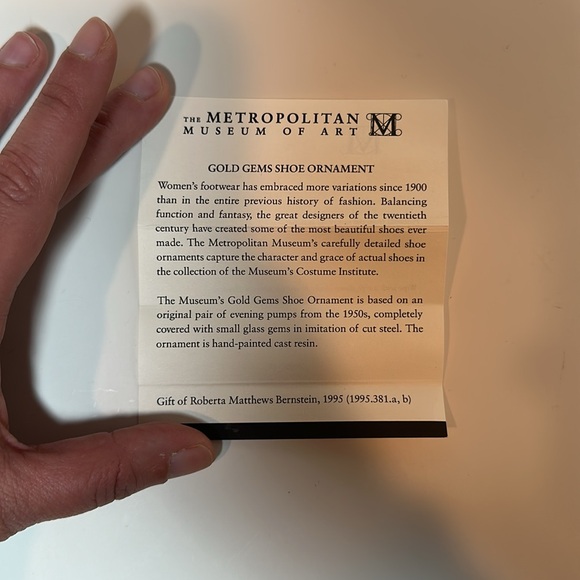 METROPOLITAN MUSEUM OF ART Gold Glittering 50's Shoe Ornament 2010 - Picture 12 of 12